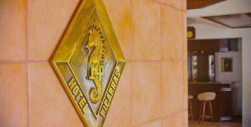 Hotel Picarras Пеня Екстериор снимка