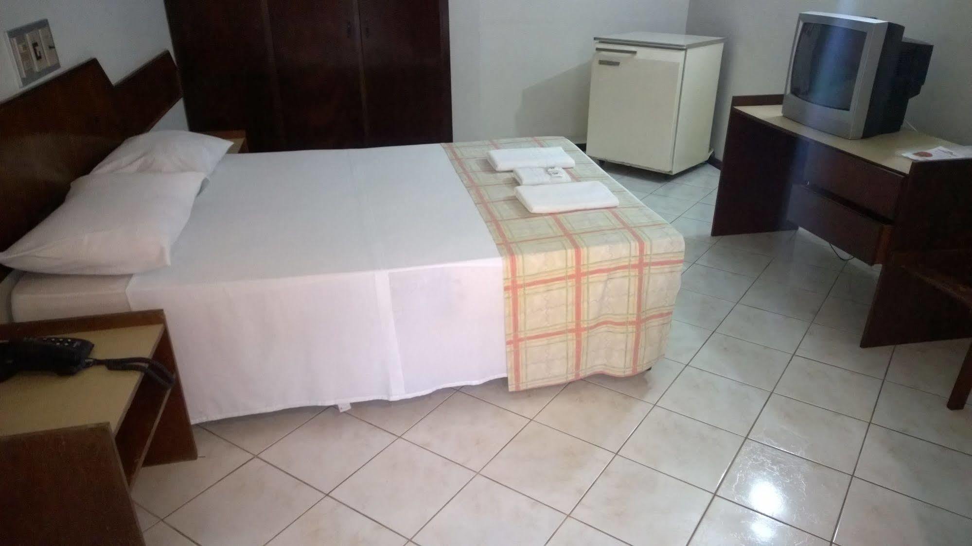 Hotel Picarras Пеня Екстериор снимка